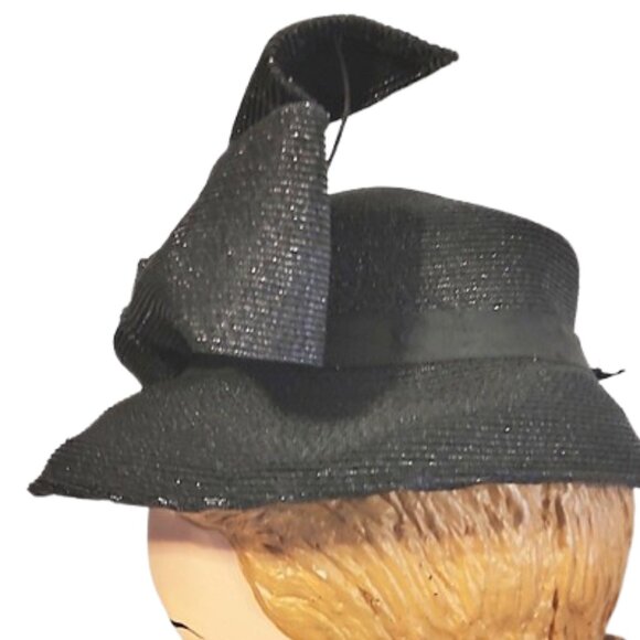 1940s True Vintage Black Straw Brimmed Tilt Hat With Big Front Bow & Back Band